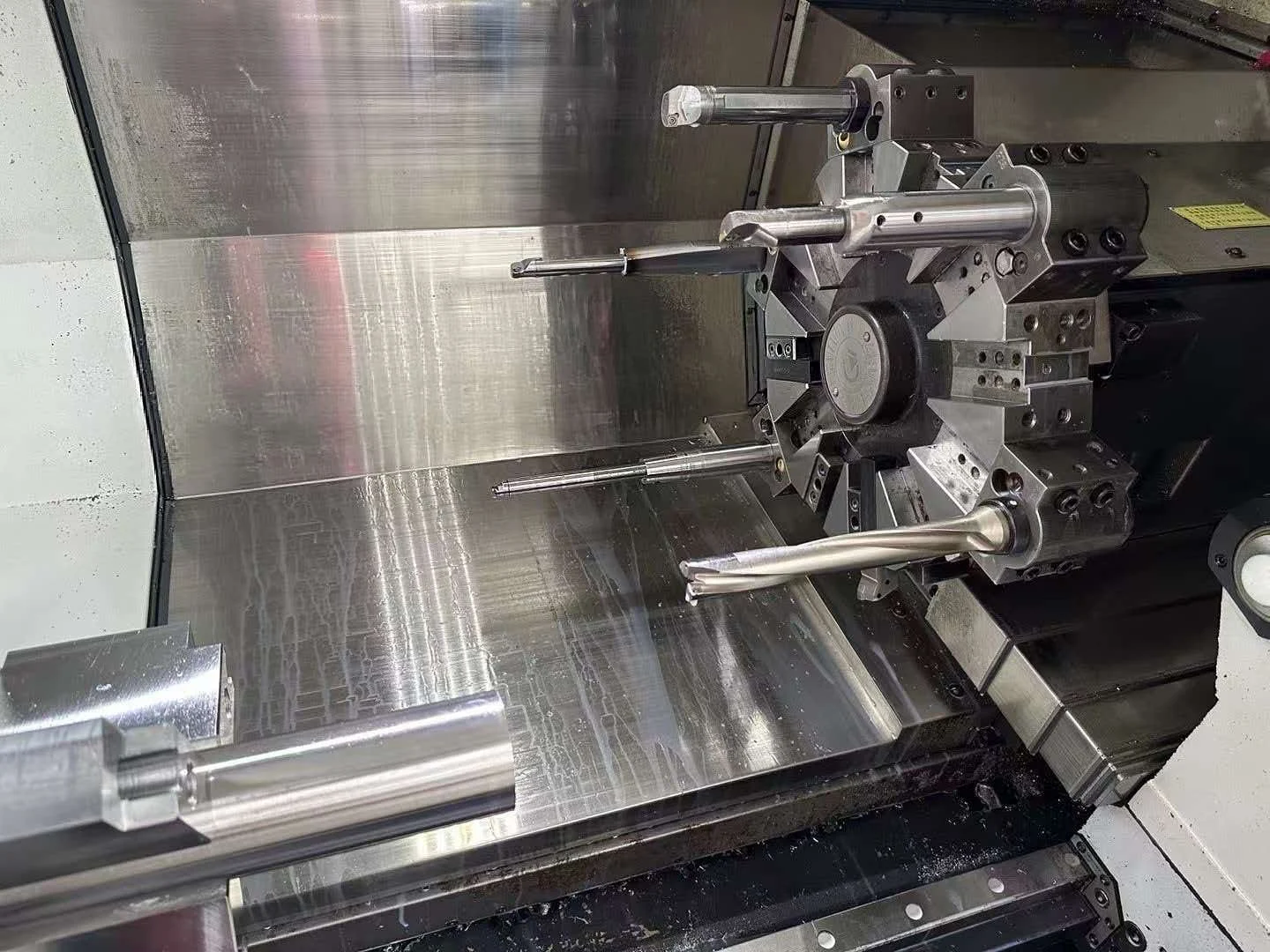 Automated wax injection machine and shell making line