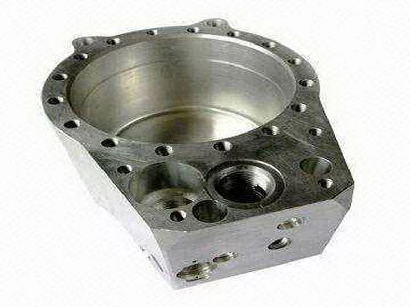Five-axis CNC machining of stainless steel valve body seats and flange faces at VastCasting
