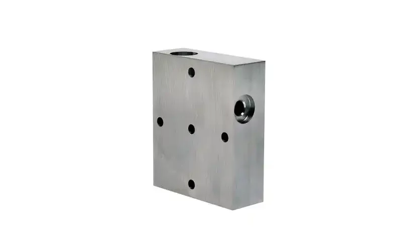 Precision cast aluminum hydraulic manifold and fluid block