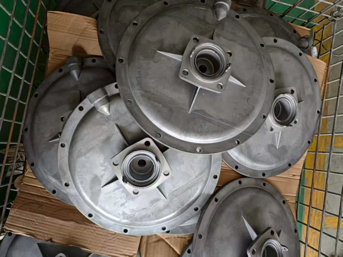 Precision investment cast duplex stainless steel pressure reducing valve body
