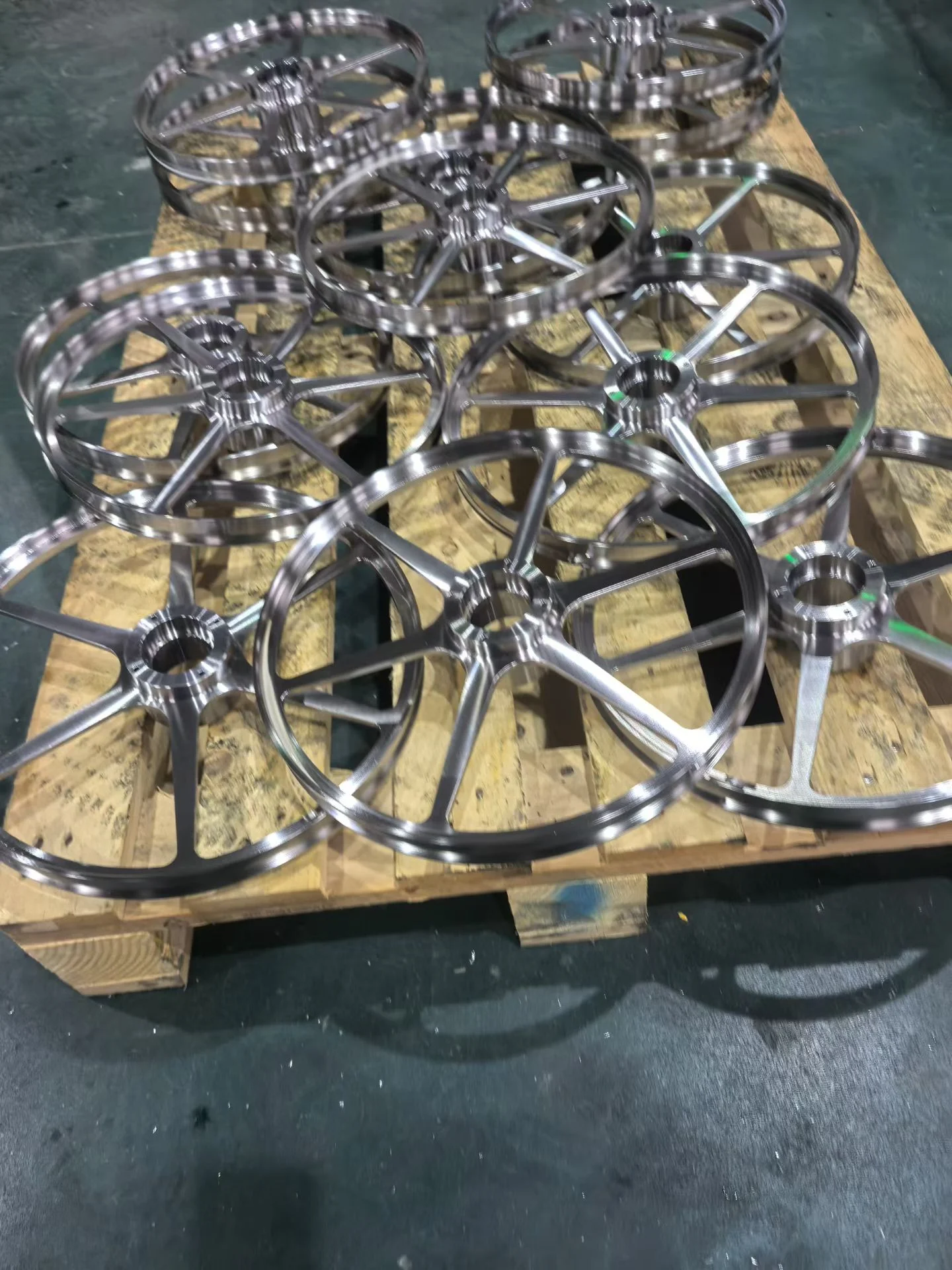 Precision investment casting and CNC finished duplex stainless steel valve body