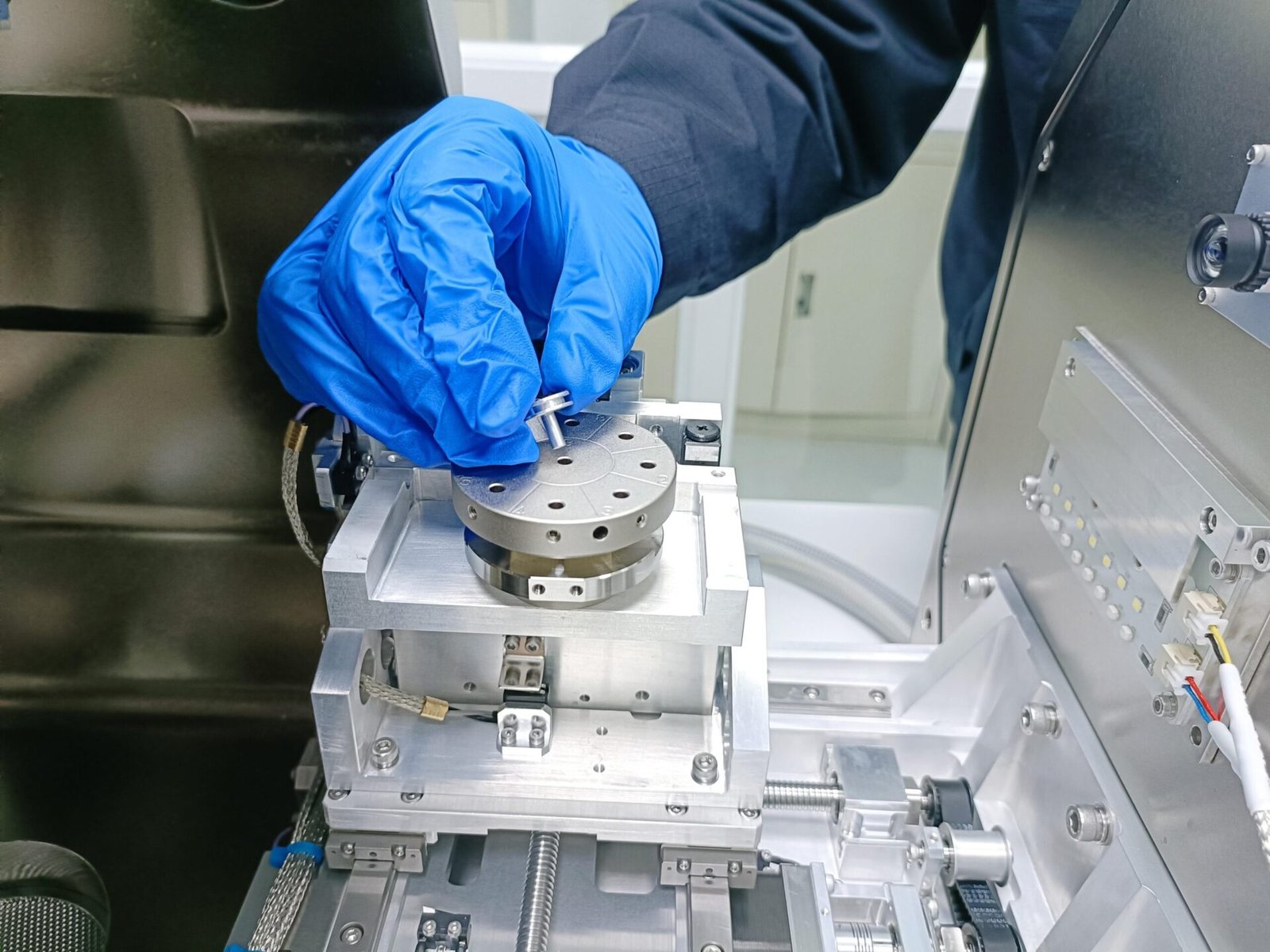 Precision Stainless Steel Castings Quality Inspection Laboratory