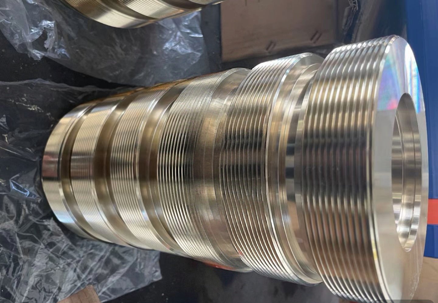 Wear-resistant bronze pump rings and shaft sleeves with precision concentricity